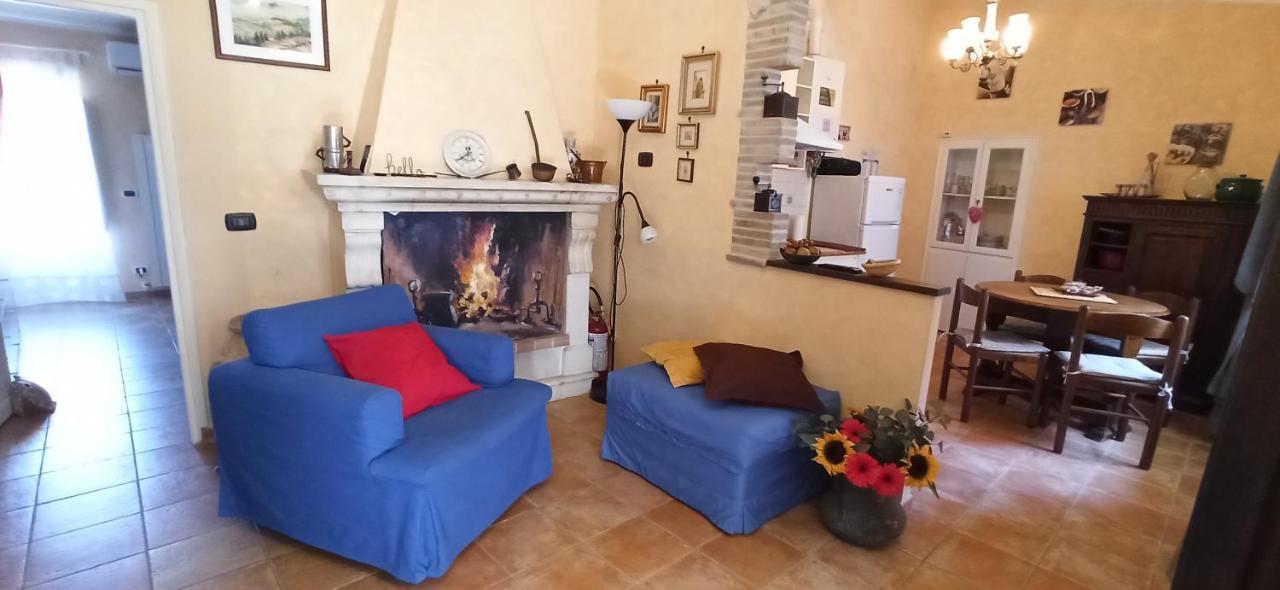 Вилла Relax Nell' Antico Borgo Casperia Экстерьер фото
