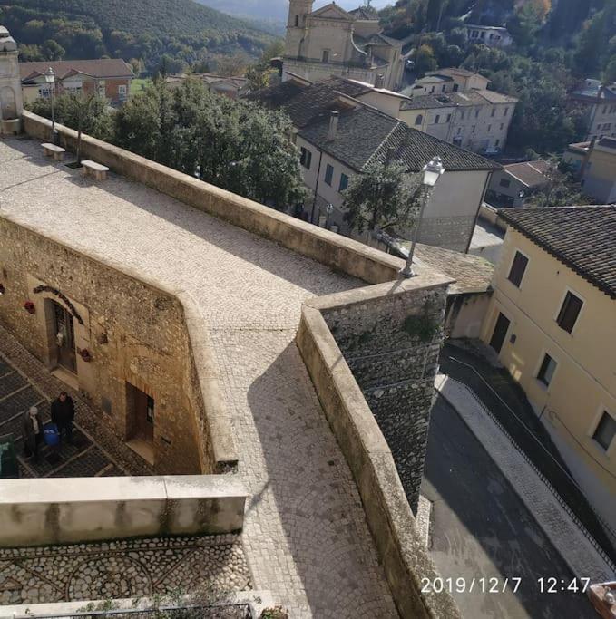 Вилла Relax Nell' Antico Borgo Casperia Экстерьер фото