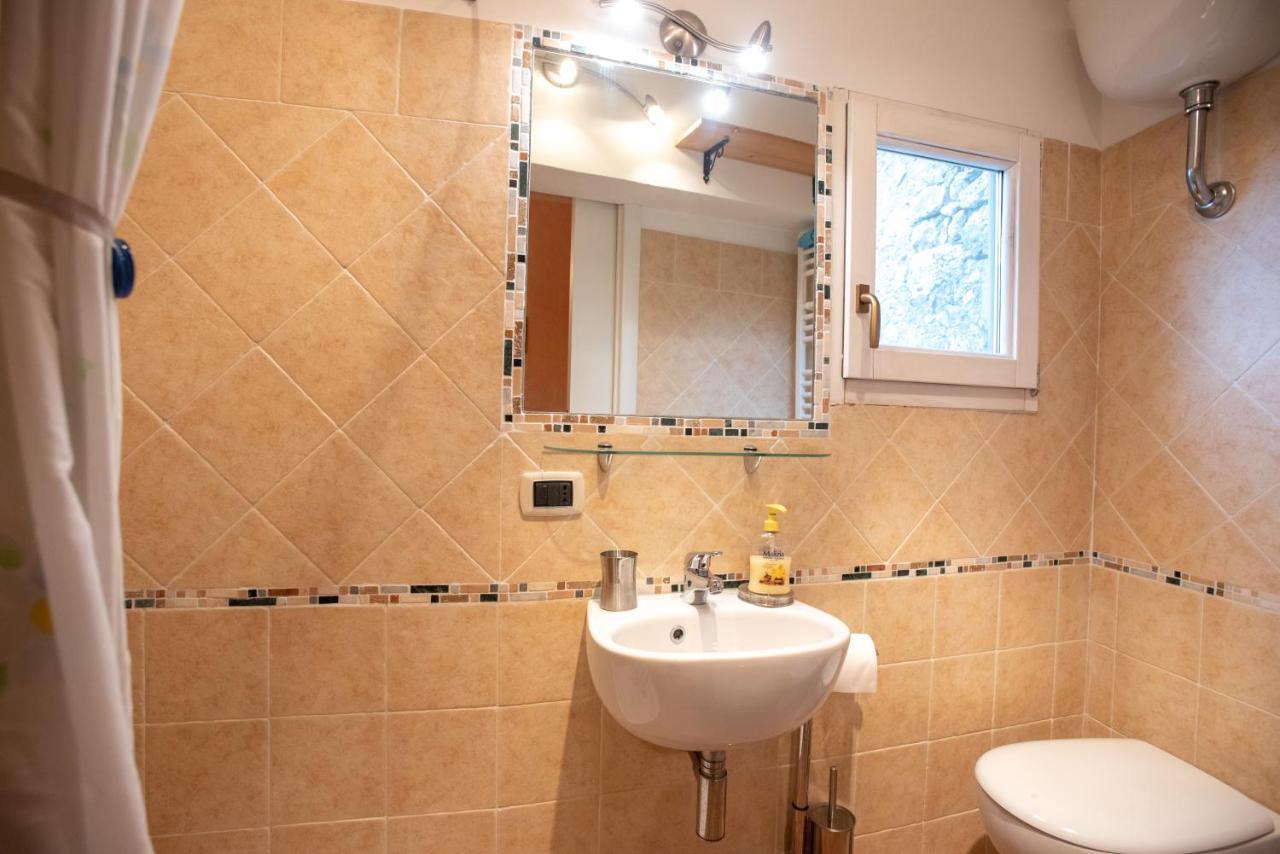 Вилла Relax Nell' Antico Borgo Casperia Экстерьер фото