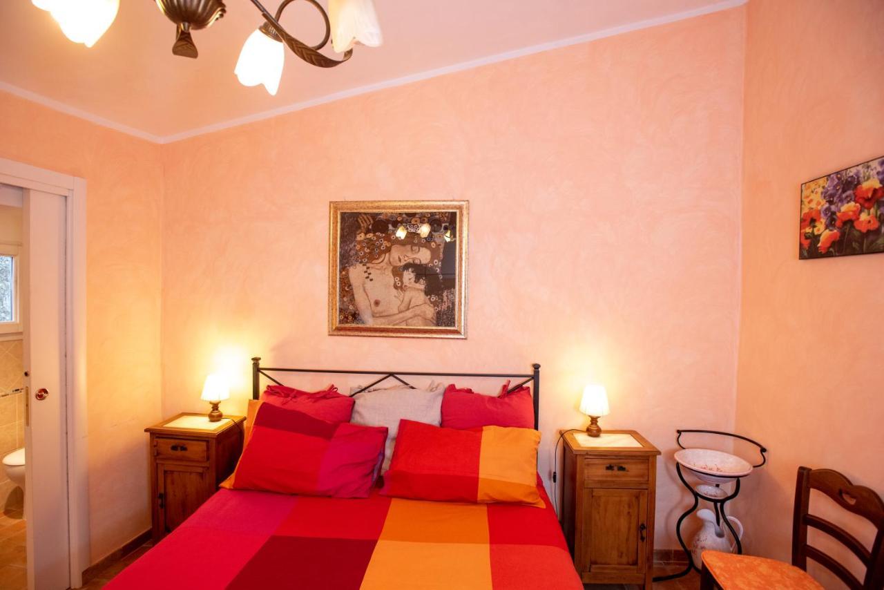 Вилла Relax Nell' Antico Borgo Casperia Экстерьер фото