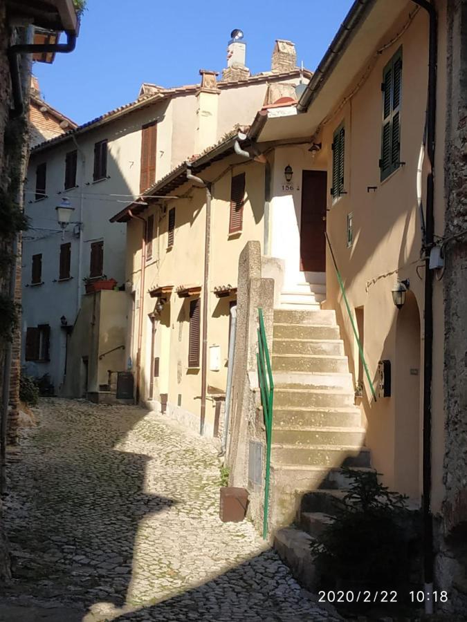 Вилла Relax Nell' Antico Borgo Casperia Экстерьер фото